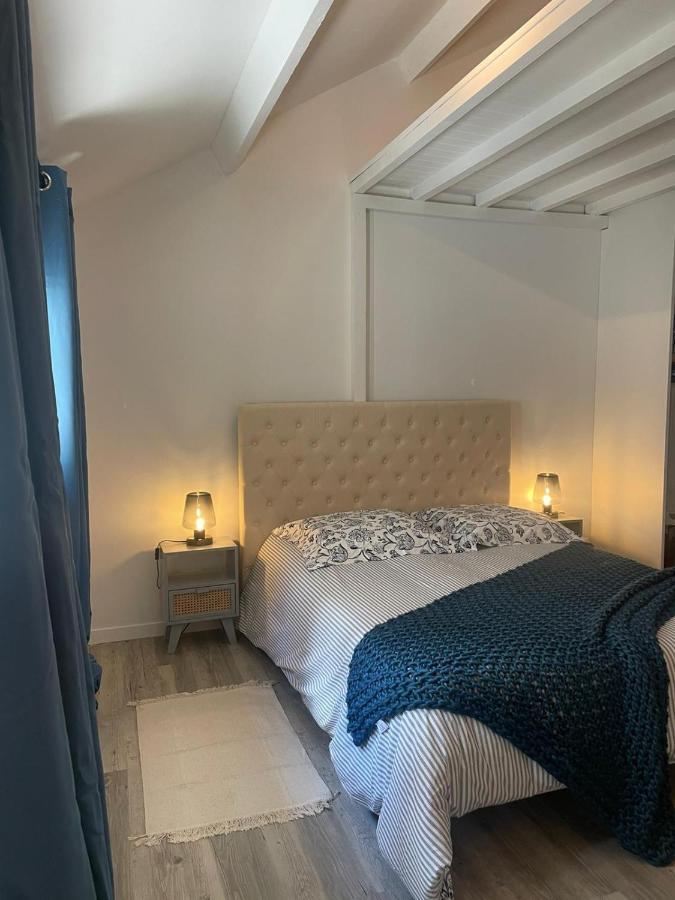 Le Bleu De Senlis Apartment ซ็องลิส ภายนอก รูปภาพ